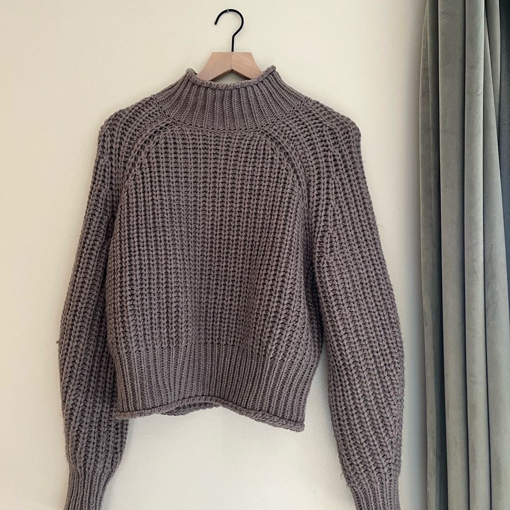 Cozy H&M knit sweater